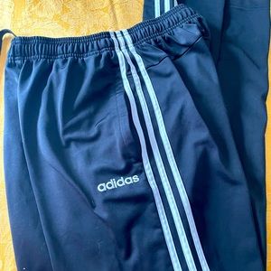 Adidas Jogger size Medium